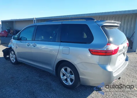 2015 Toyota Sienna Le 8 Passenger from USA, damaged, VIN 5TDKK3DC9FS689650